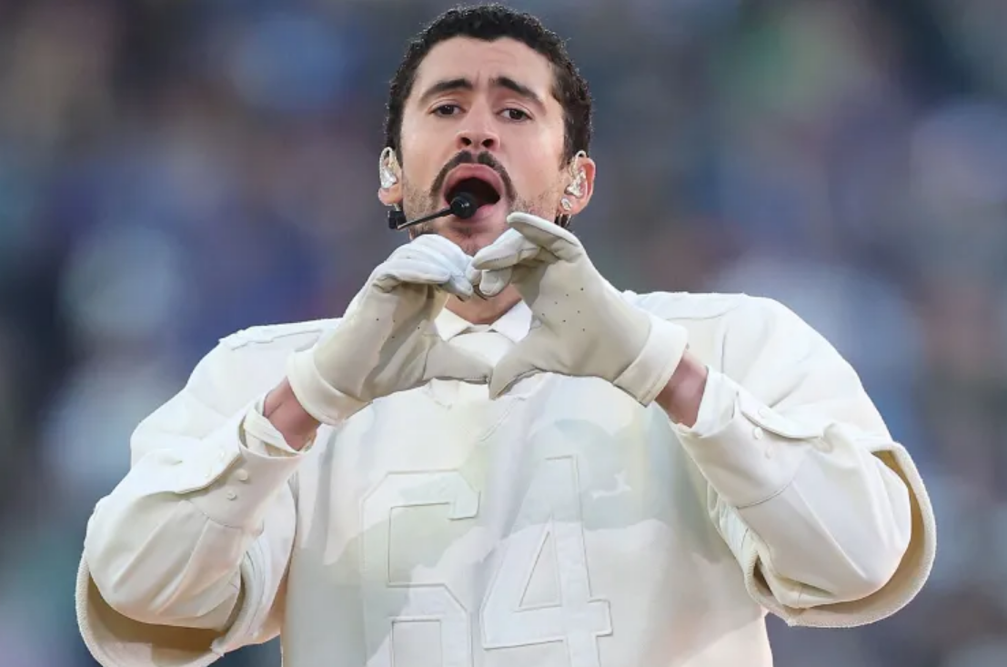 Bad Bunny Jadi Headliner Halftime Show Super Bowl 2026, Dikecam Donald Trump