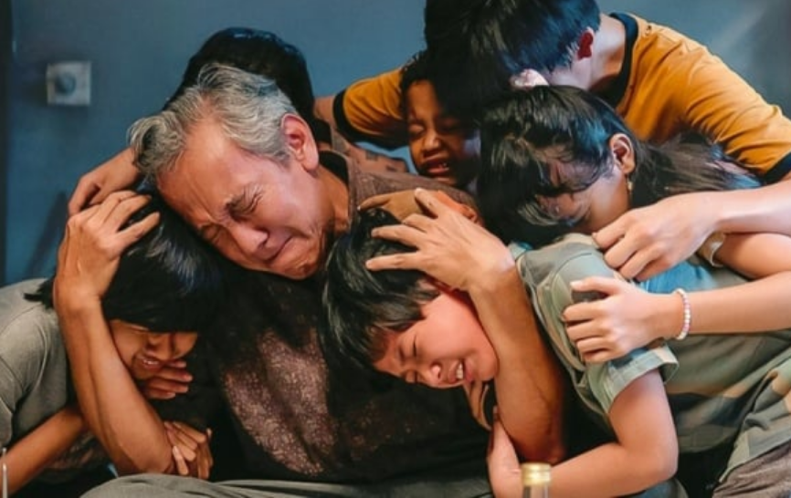 ‘Surat untuk Masa Mudaku’ Tayang di Netflix, Drama Menyentuh di Panti Asuhan